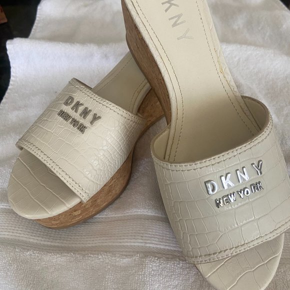Dkny Shoes - DKNY White Wedge Sandals size 6M